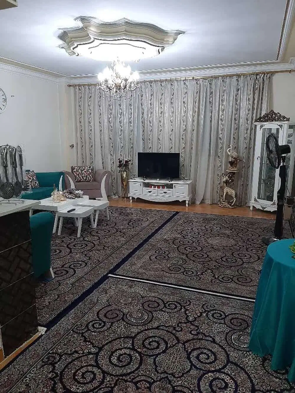آپارتمان۸۰متری بالوکیشن و دسترسی عالی در میدان سرو
