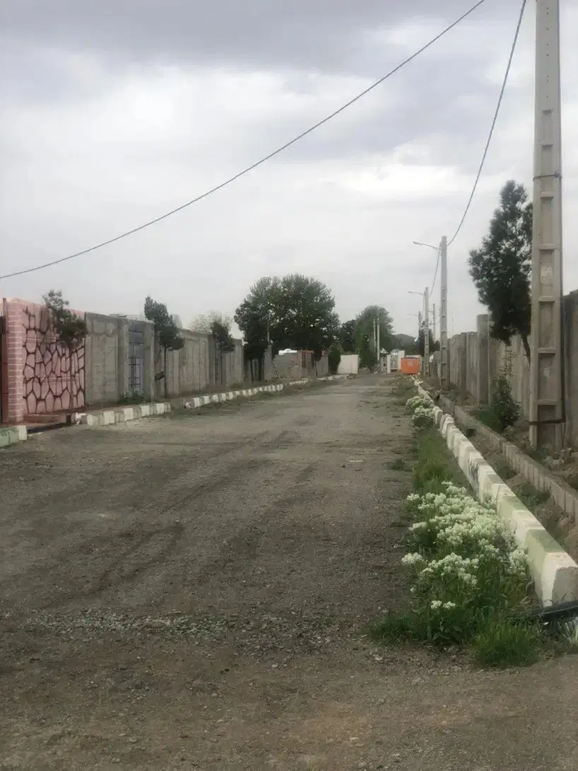 باغ و باغچه_سند تک برگ_300 متر_ داخل مجموعه