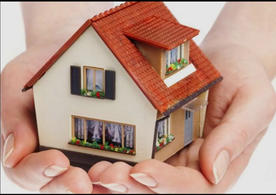 اپارتمان دارم .همخانه .هم خونه.هم خانه