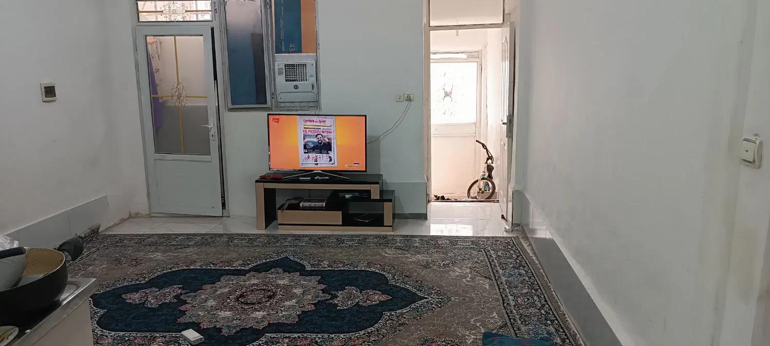 خانه فروشی در بیست متری ولیعصر