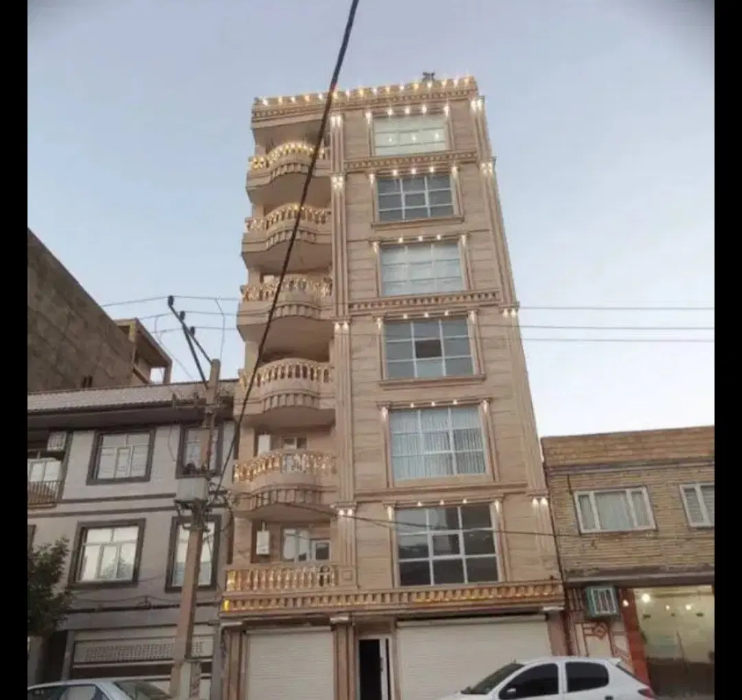 آپارتمان نوساز بر خیابان اصلی فاز دو الغدیر