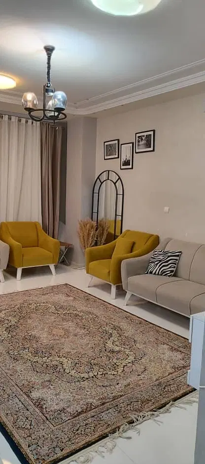 یک خوابه پارکینگ دار _ نما سنگ _ چهارراه خانه نان