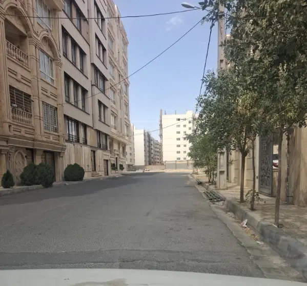 اجاره آپارتمان ۱۳۵ مترشخصی ساز حیاط دار