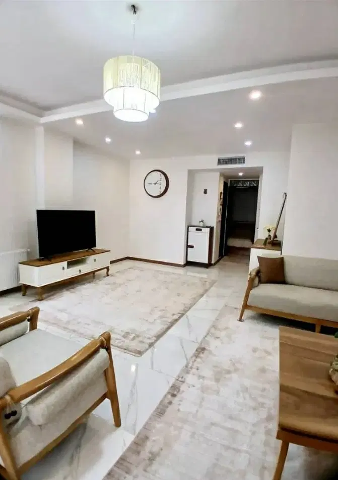 آپارتمان۵۶متری_شناور در نور_نزدیک بازارچه