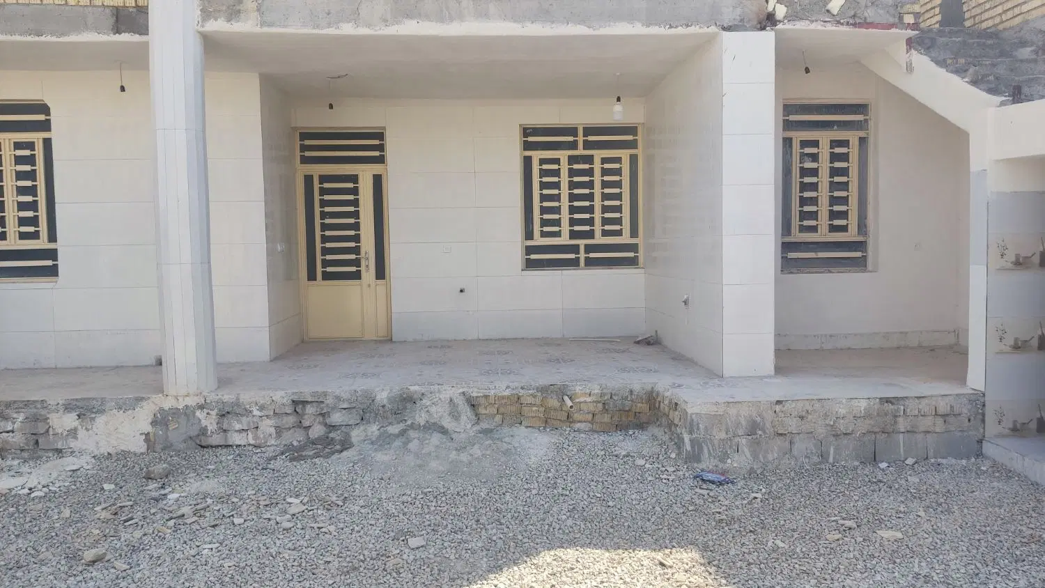 خانه نوسازدره لبک پایین اجاره داده میشود