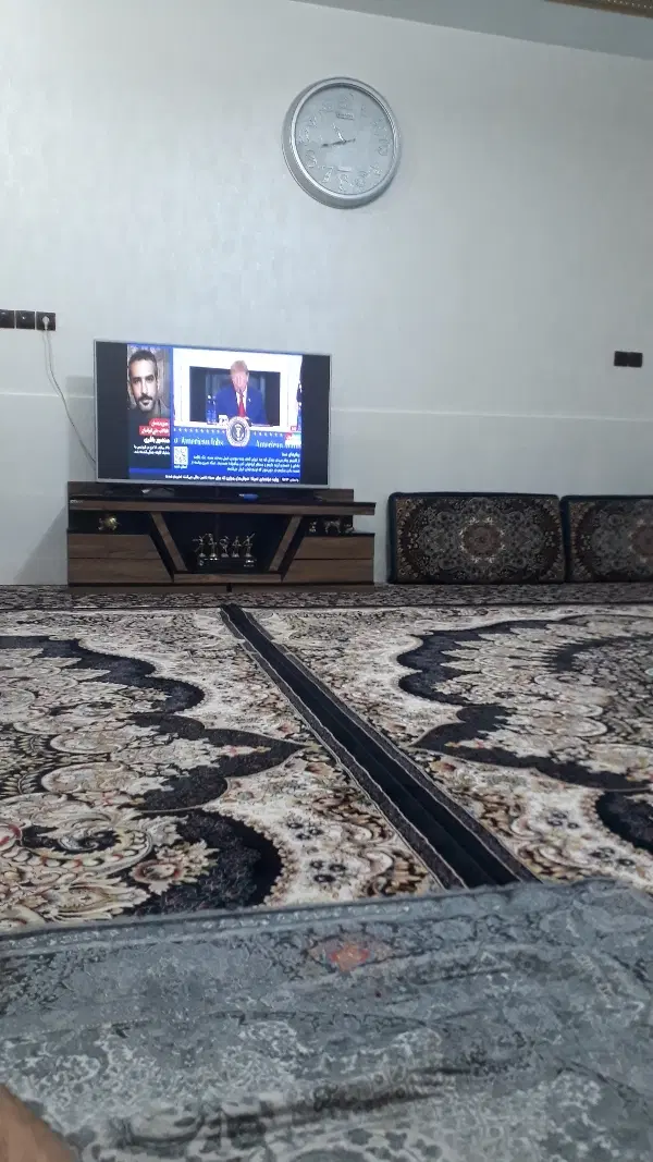 یک واجد مسکونی در کوی دکتر حسابی طبقه اول ر