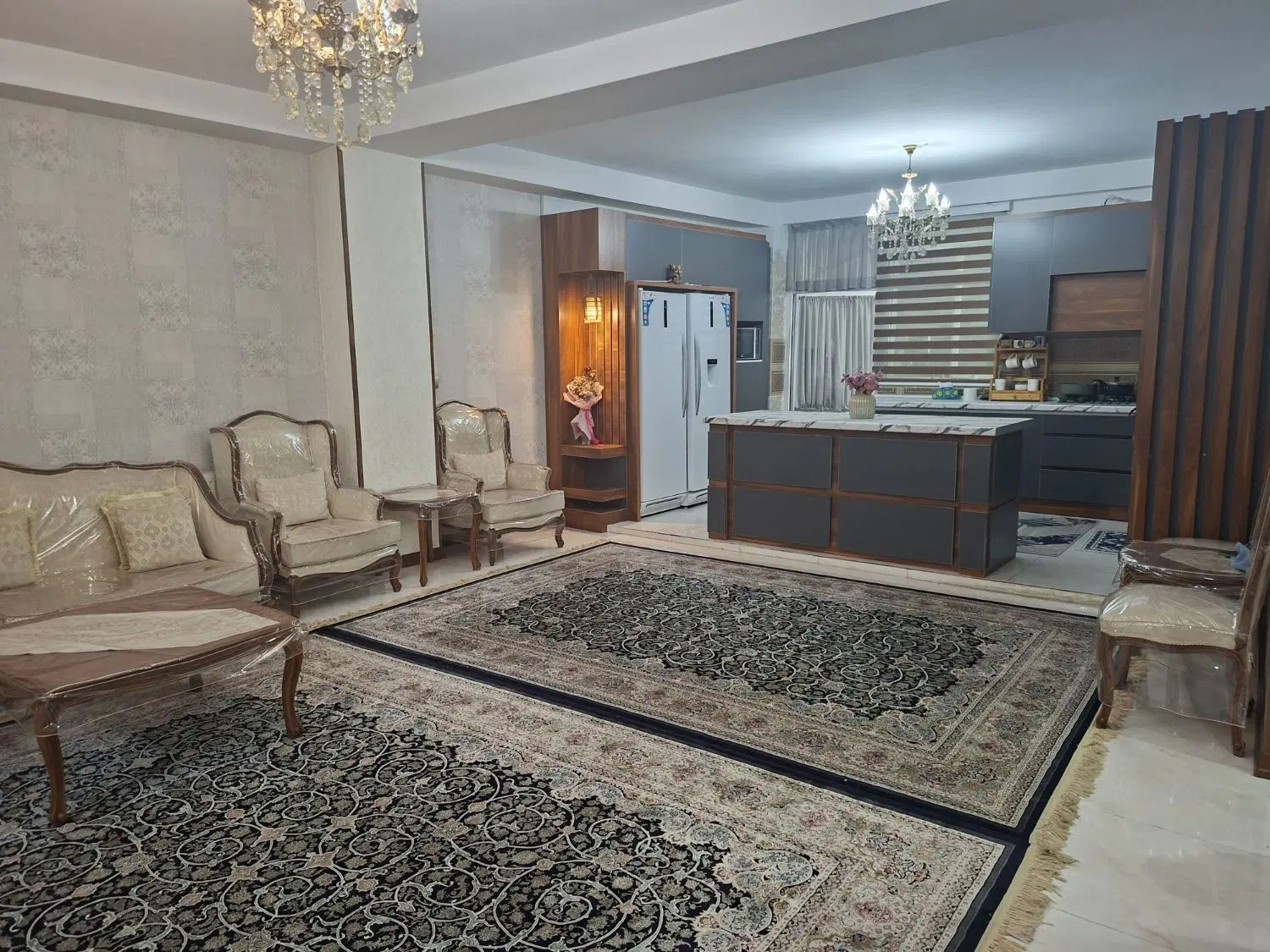 فروش واحد ۱۰۱ متری