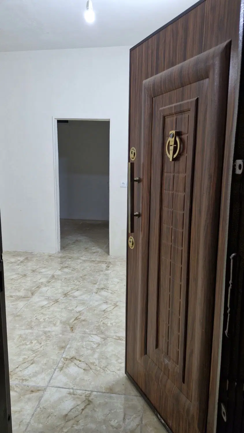 آپارتمان ۶۰ متری تمیز و در بهترین لوکیشن کوهسنگی
