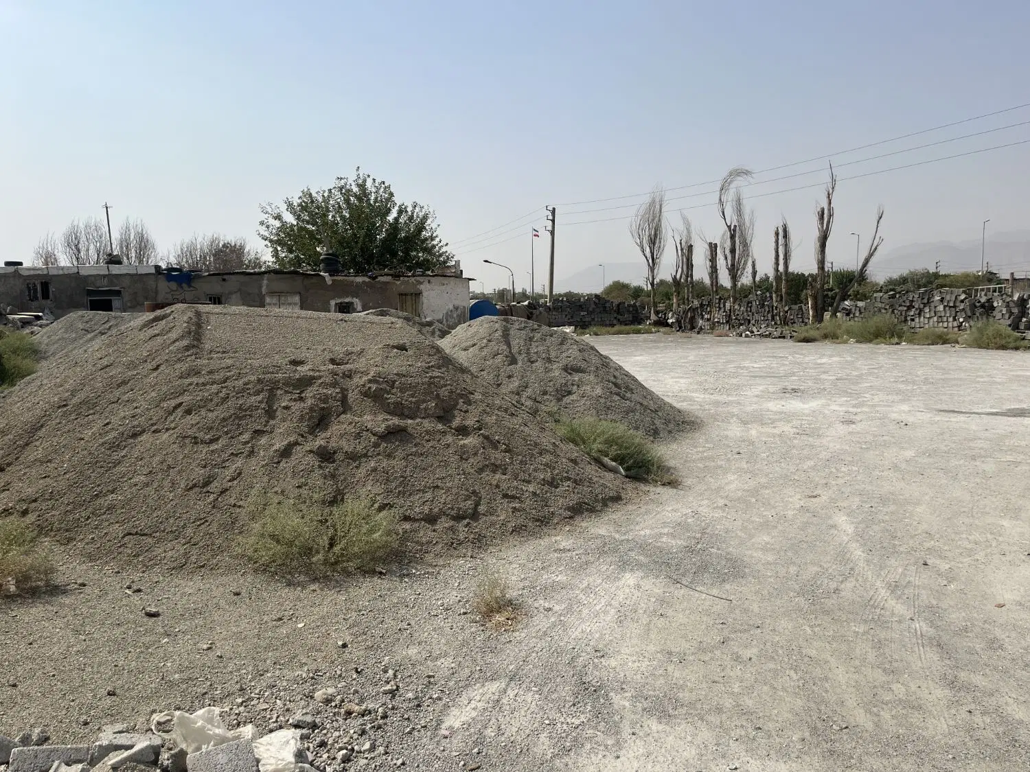 کارگاه بلوک زنی به مساحت 877