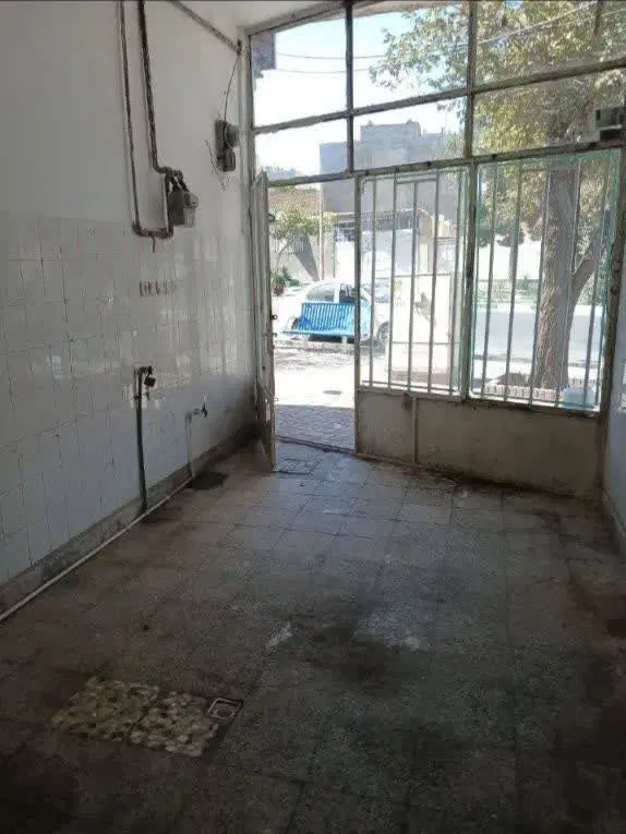 مغازه تجاری ۲۰ متری