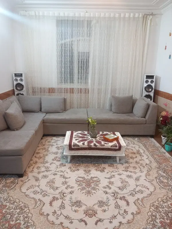 فروش واحد ۹۰ متری