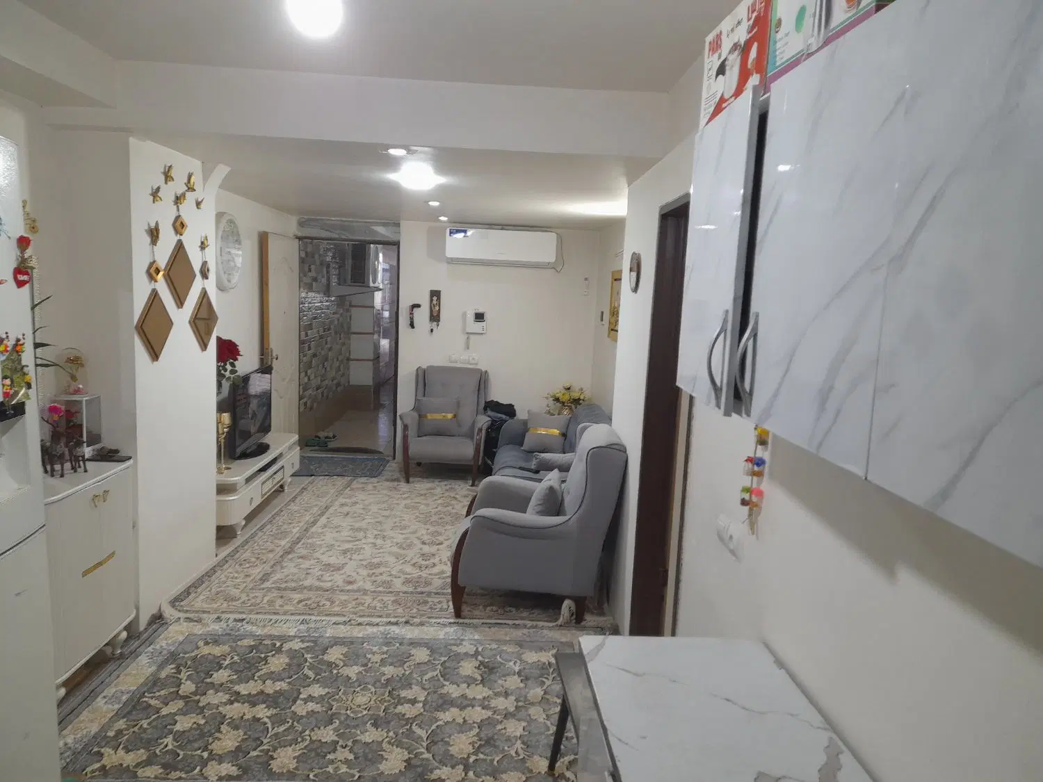آپارتمان هم کف
