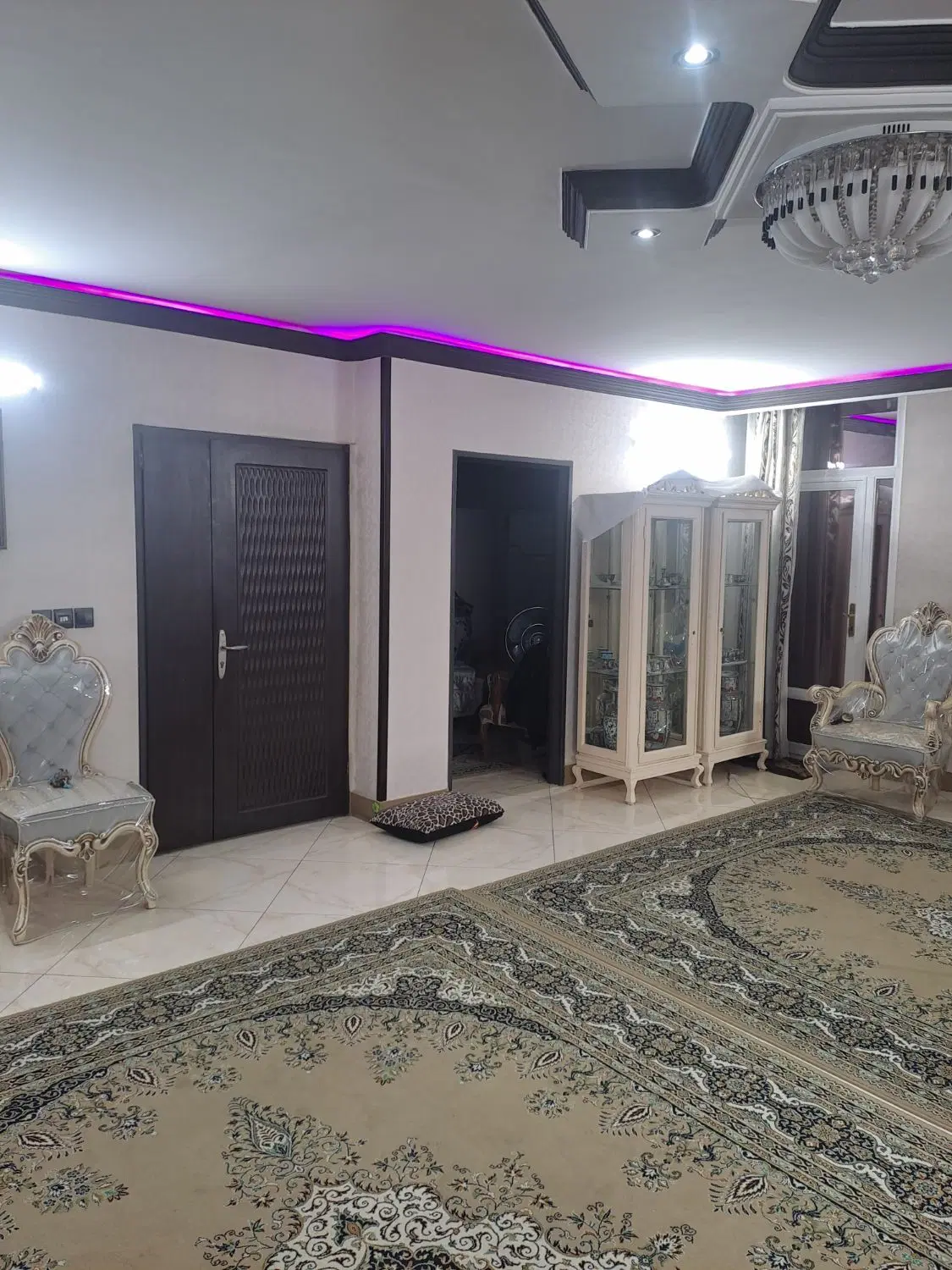 فروش واحد ۱۳۲متری