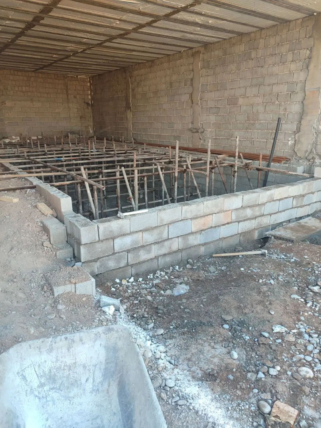 ویلا در دزفول نیمه کاره.