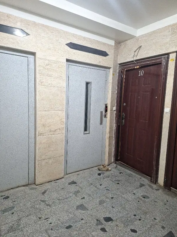 فروش واحد ۷۰ متری خ مهر غربی