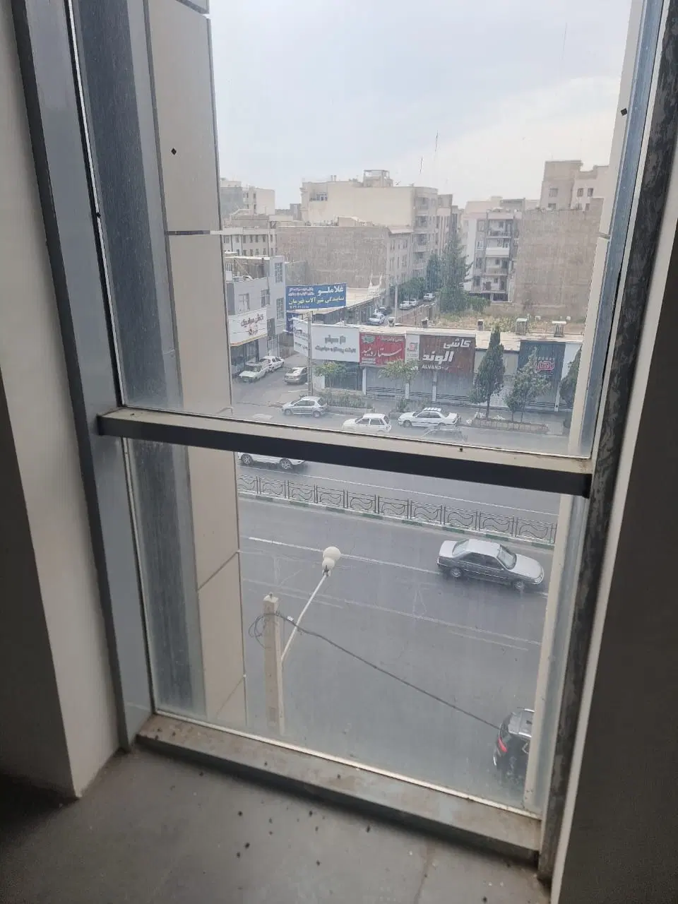 فروش واحد تجاری