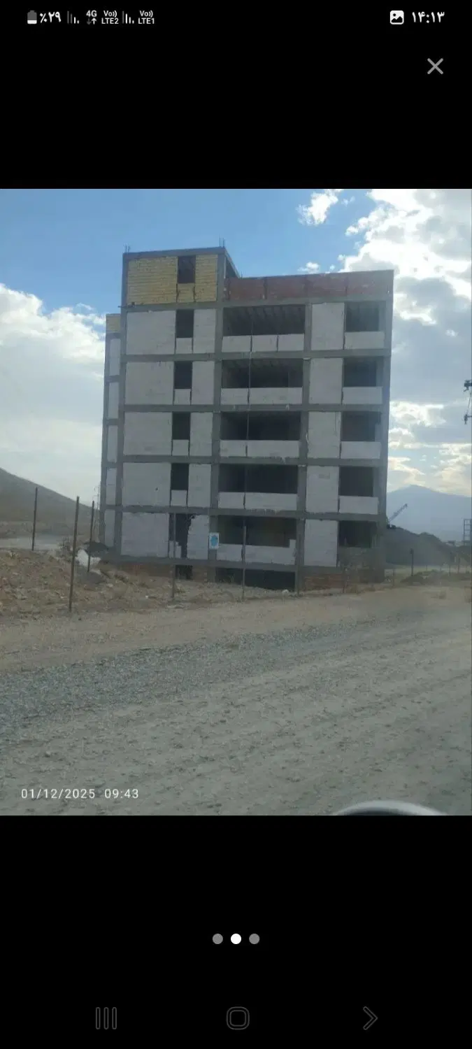 یک واحد آپارتمان مرحله سفت کاری انجام شده