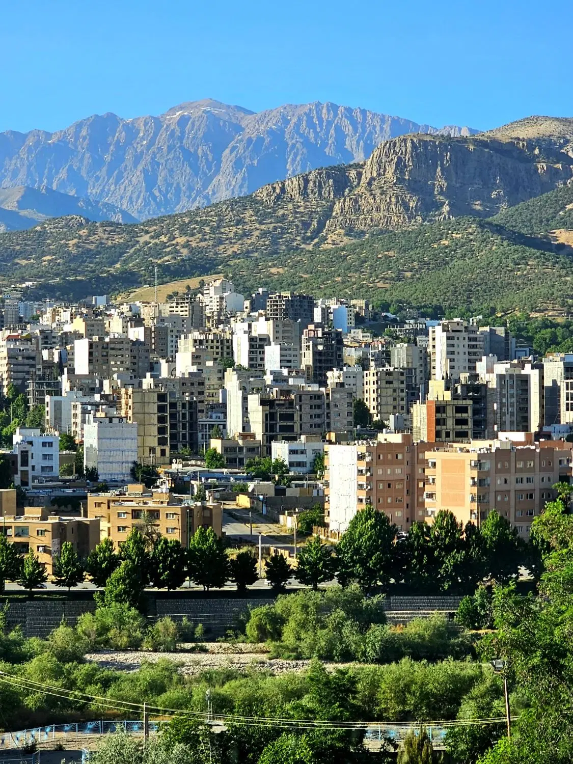 فروش زمین تجاری دو بر خیابان