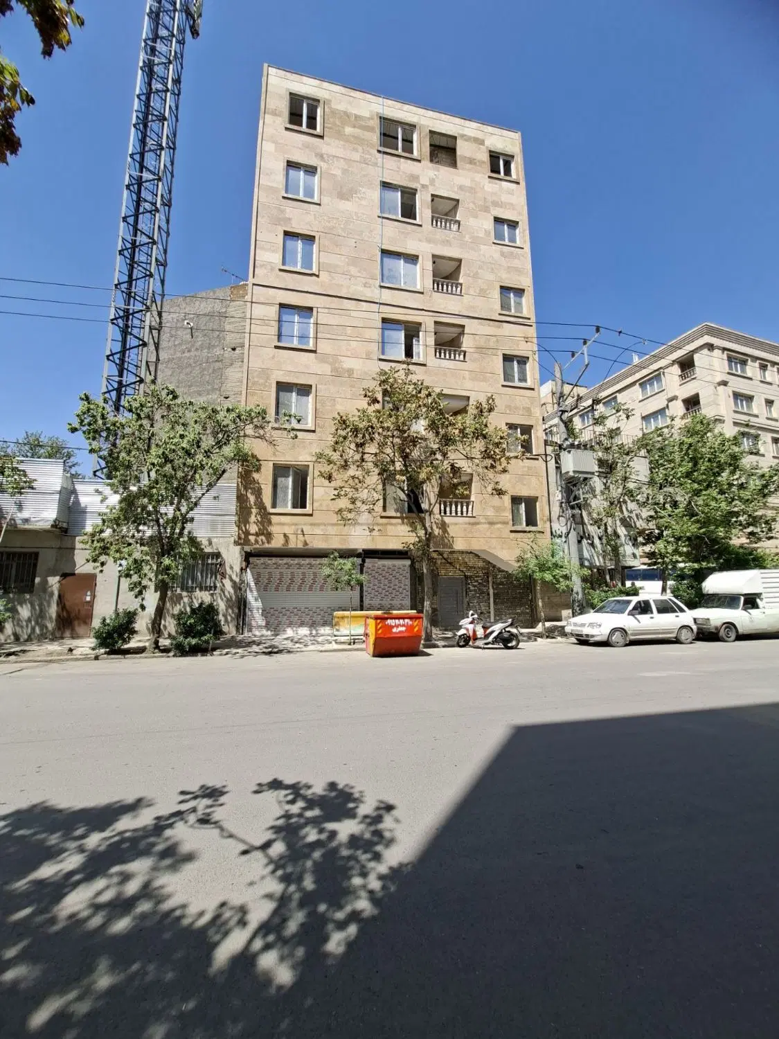 فروش آپارتمان ۸۰ متری دو خواب .