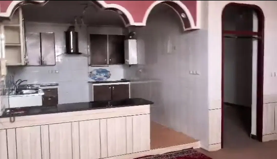 100متری لکس بالا گلستان