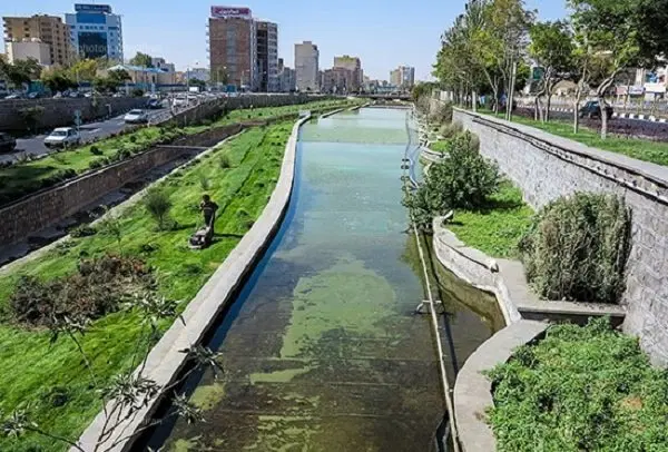 برخیابان چایکنار