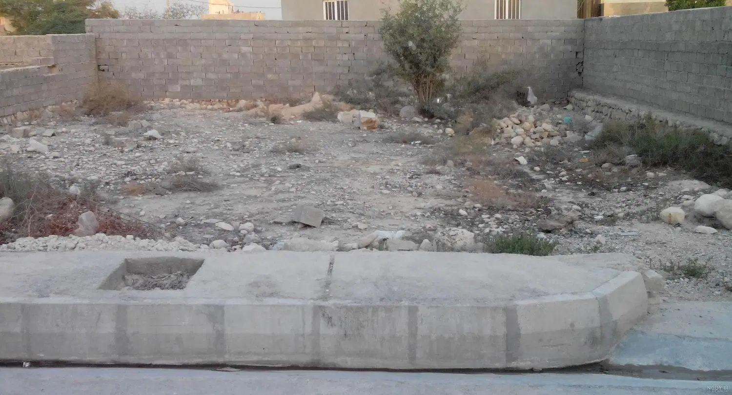 زمین فروشی