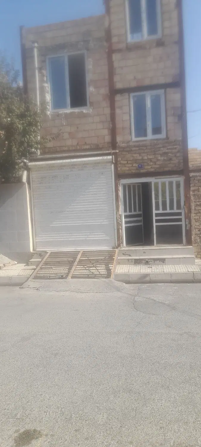 100متر خونه
