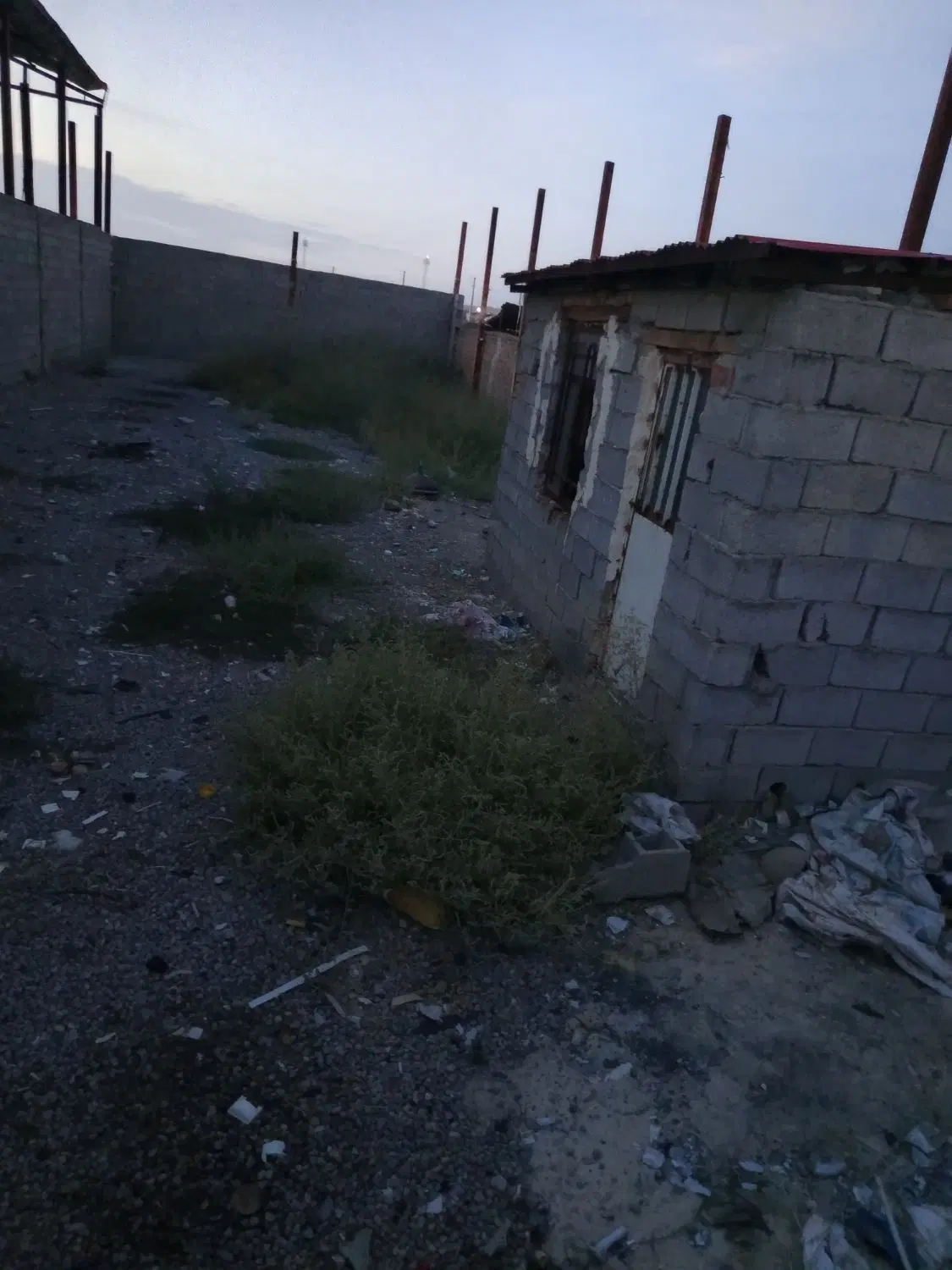 اجاره حصار ۳۰۰متر