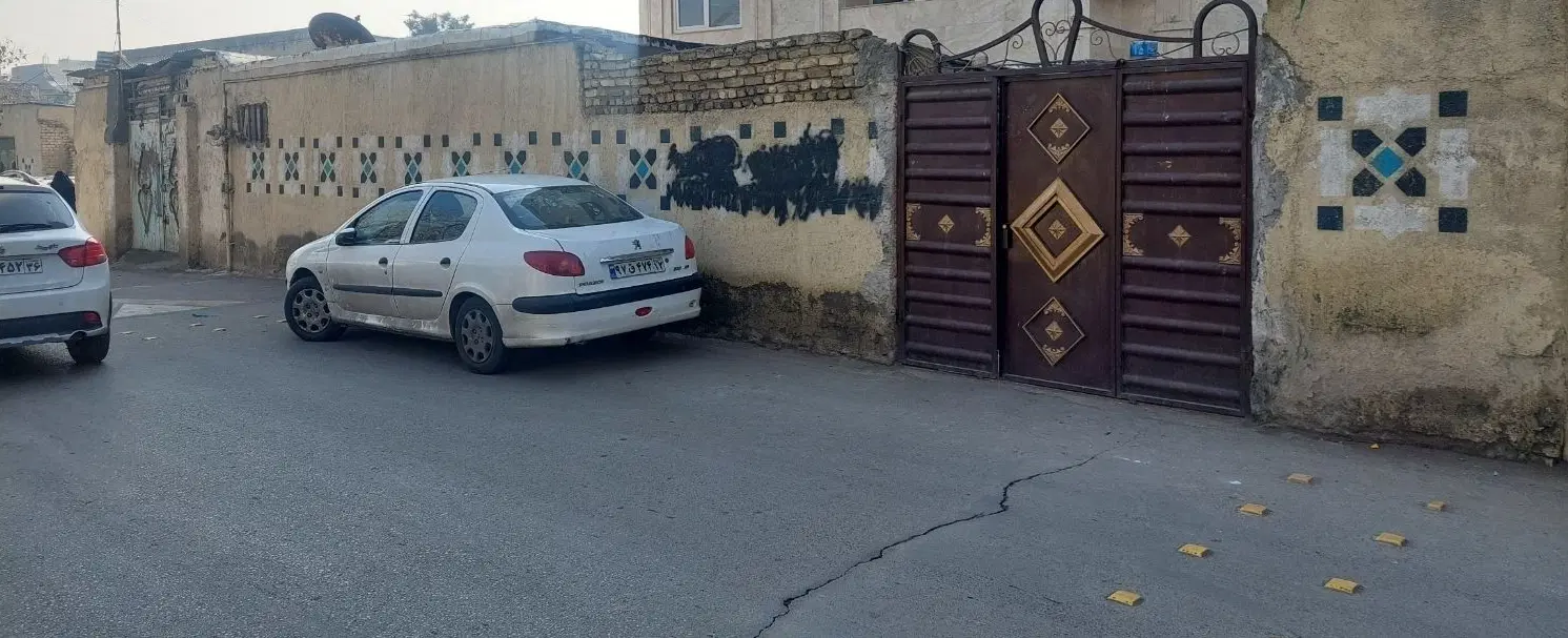 ویلایی ۱۰۴متر کلنگی