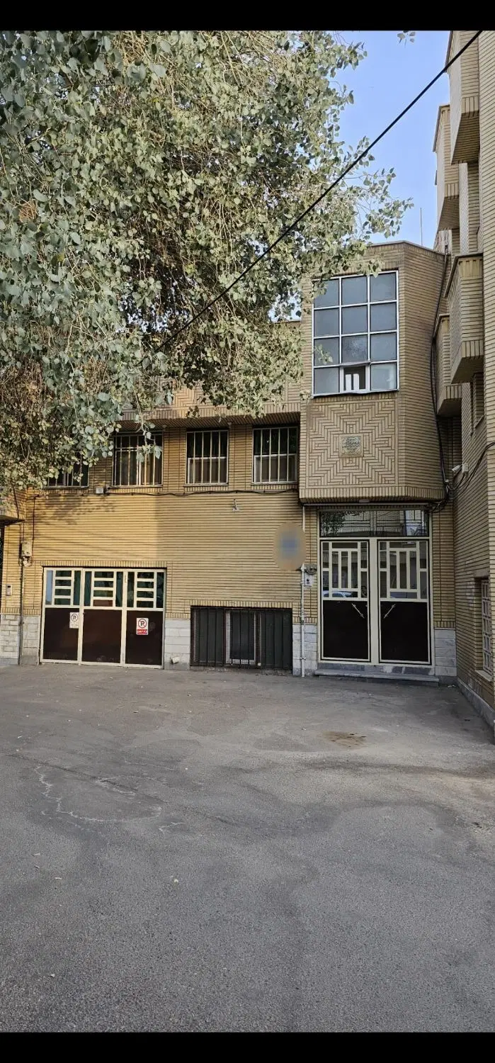 منزل دو طبقه ویلایی دو کله فروشی