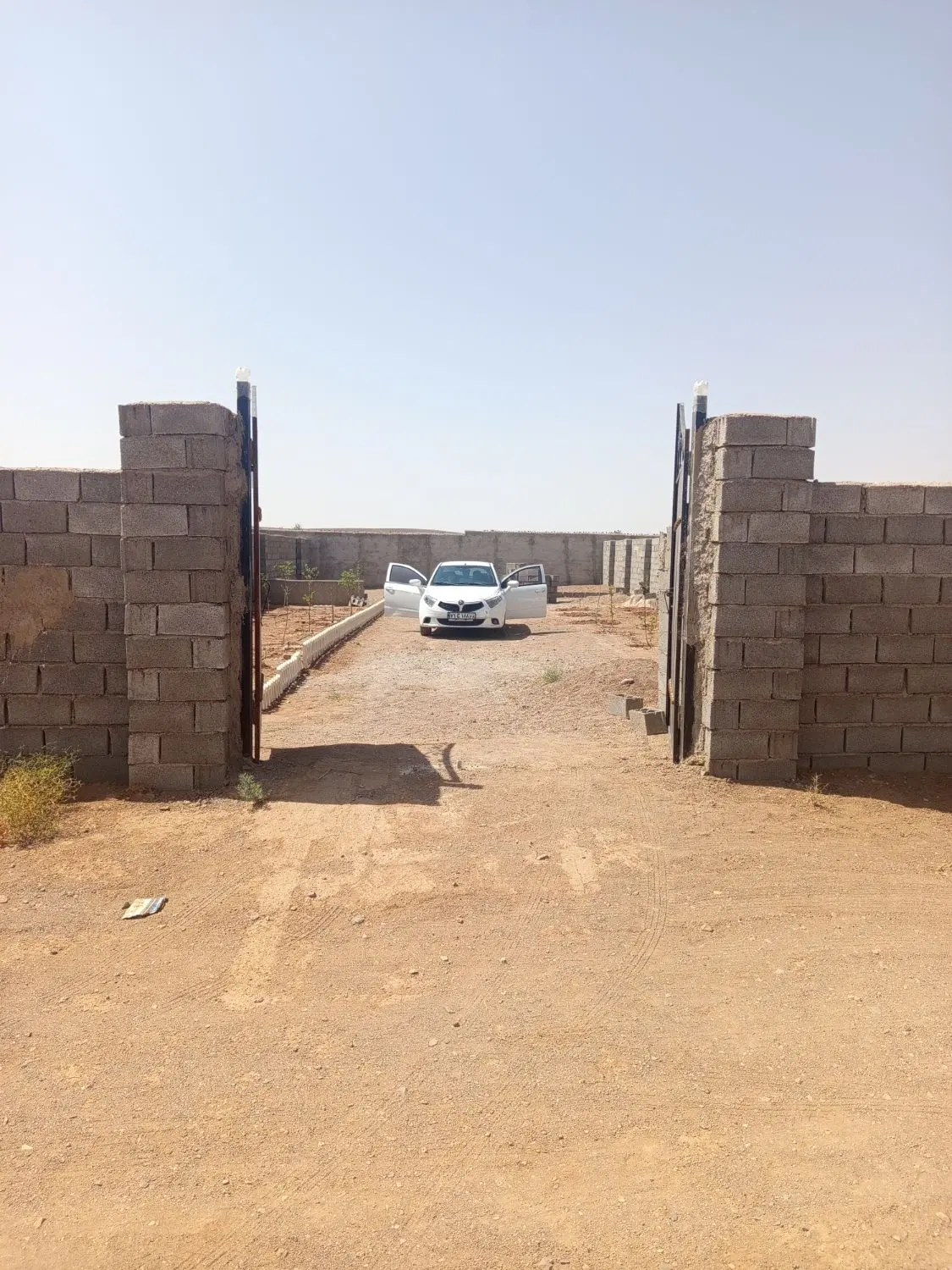 زمین 400 متری معاوضه باخودرو