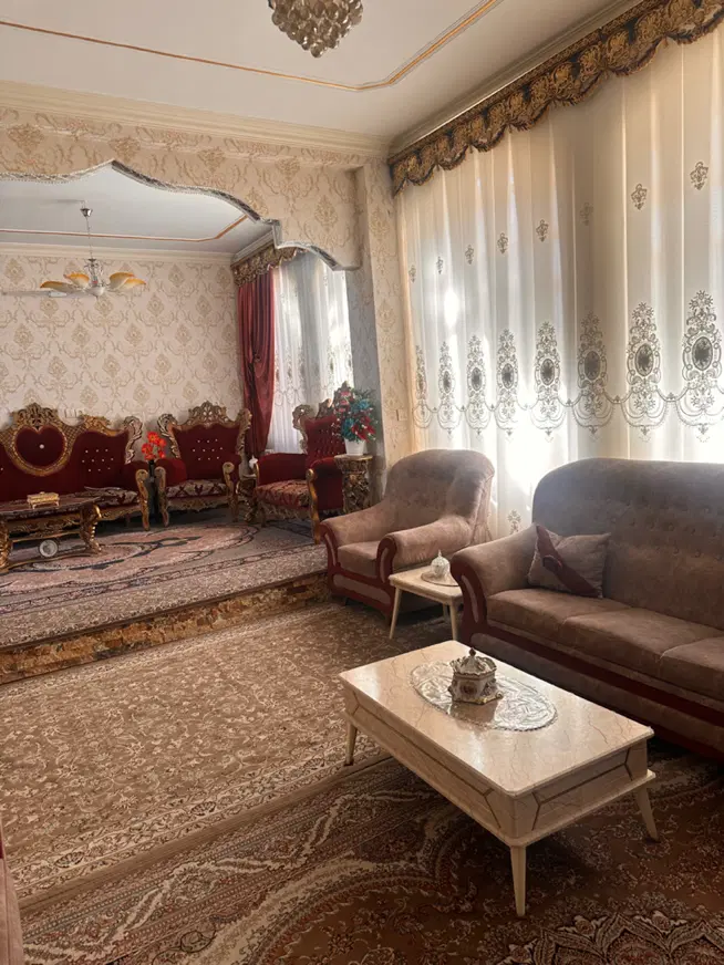 سلام درود خونه دوطبقه  ۱۵۶ متر باز سازی شده