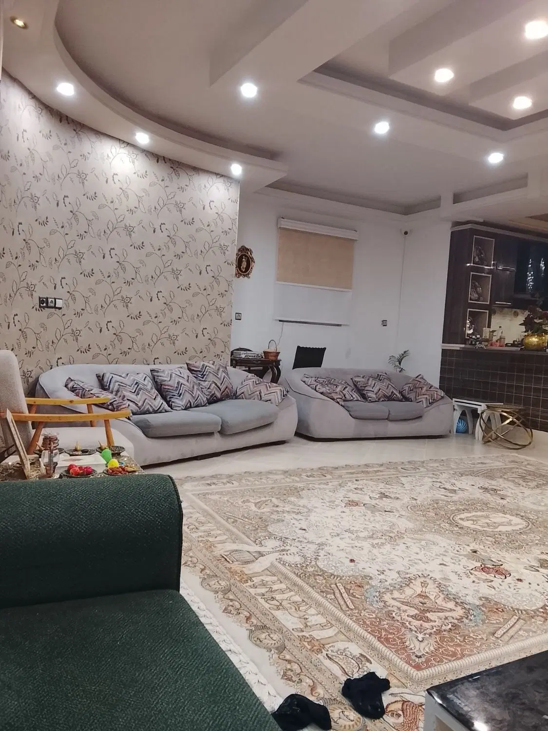 فروش فوری یکباب آپارتمان بزرگ و فول امکانات