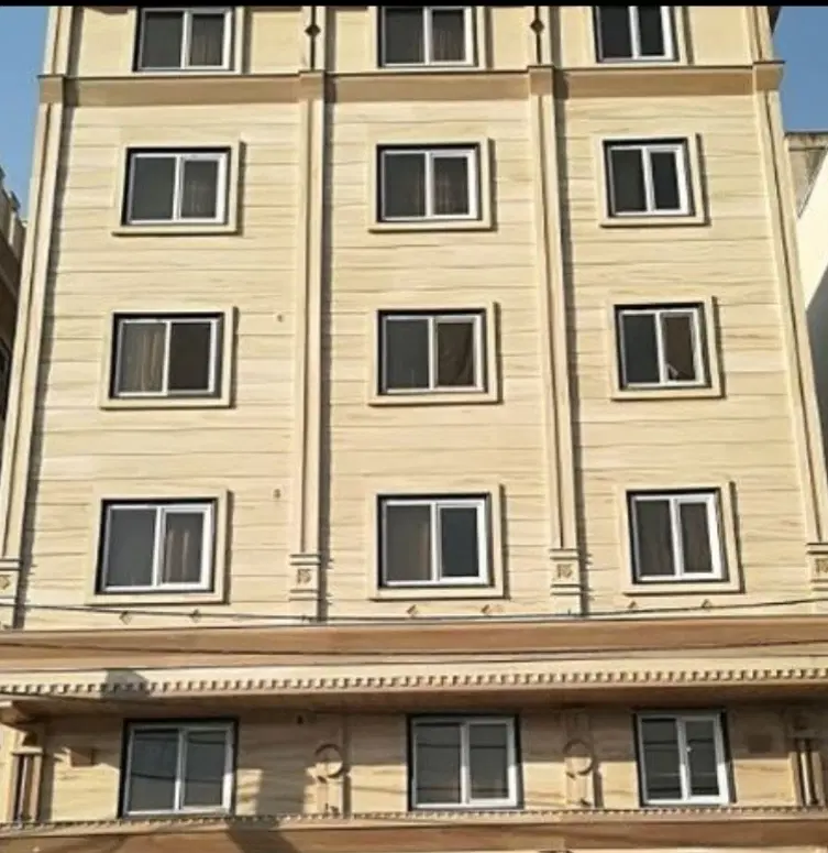 ۷۵ متری دوخوابه با پارکینگ