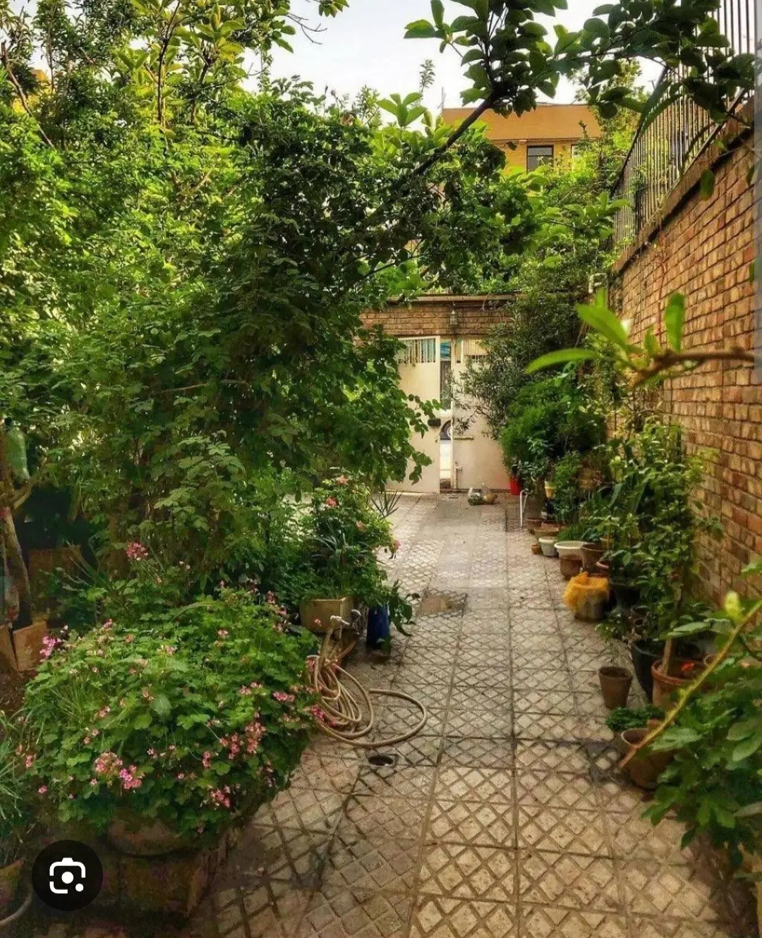 فروش منزل دوطبقه ۱۷۰متری کوچه عکسباران بسیارتمیز