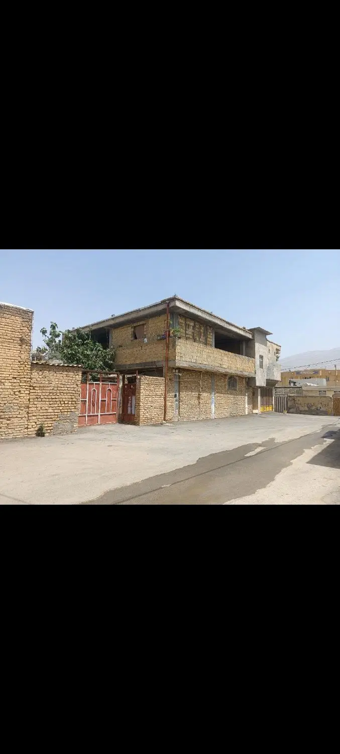 فروش دو طبقه در سه واحد روبرو دادگستری