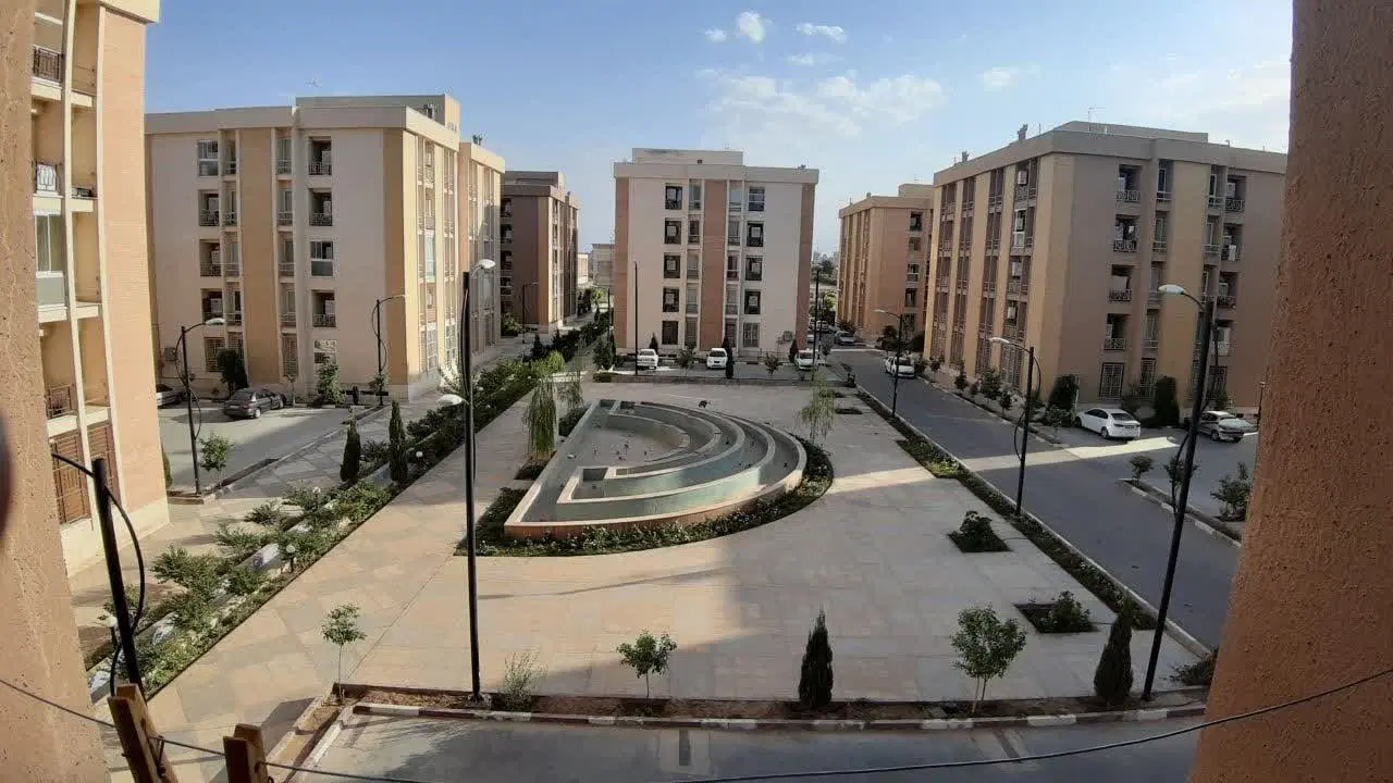 آپارتمان جوانان جمهوری 82 متری