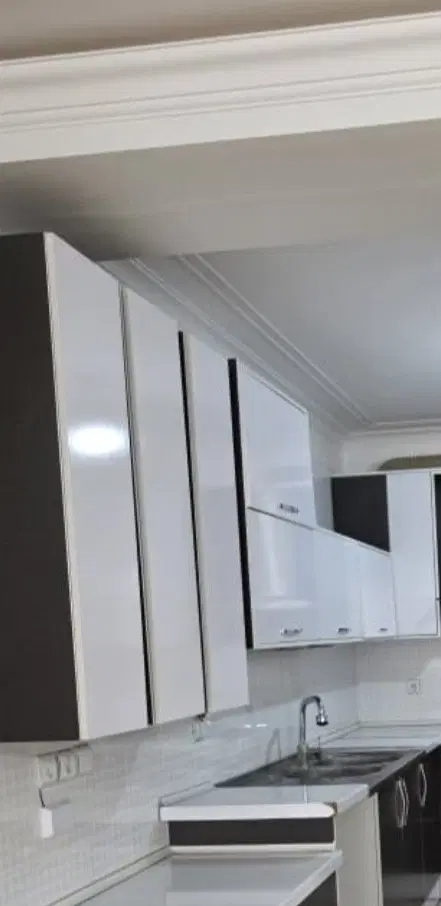 اپارتمان ۱۰۵ متر دو خواب صفاییه