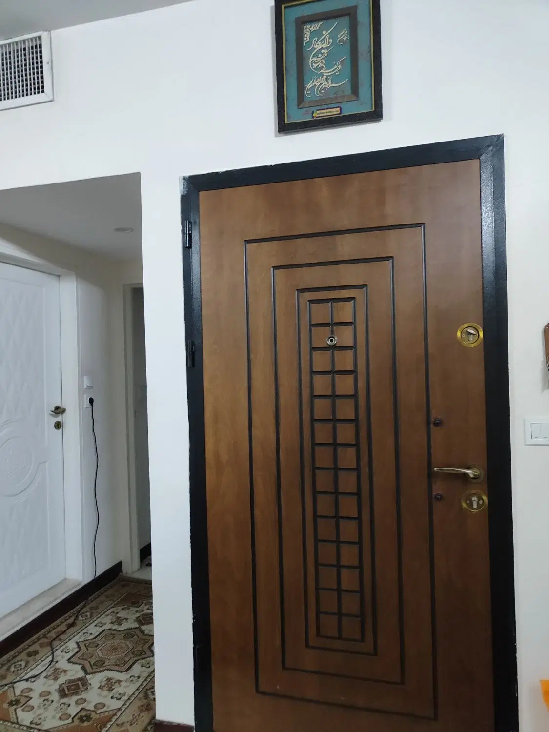منزل ۱۰۰ متری دو خواب دربست
