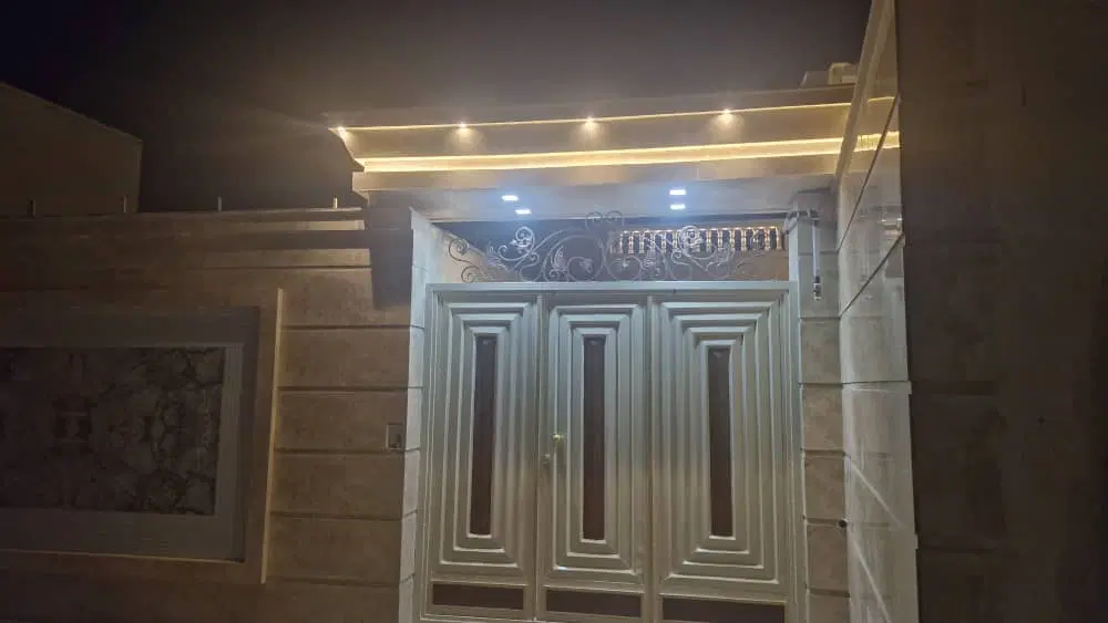 اپارتمان طبقه دوم بااسانسور