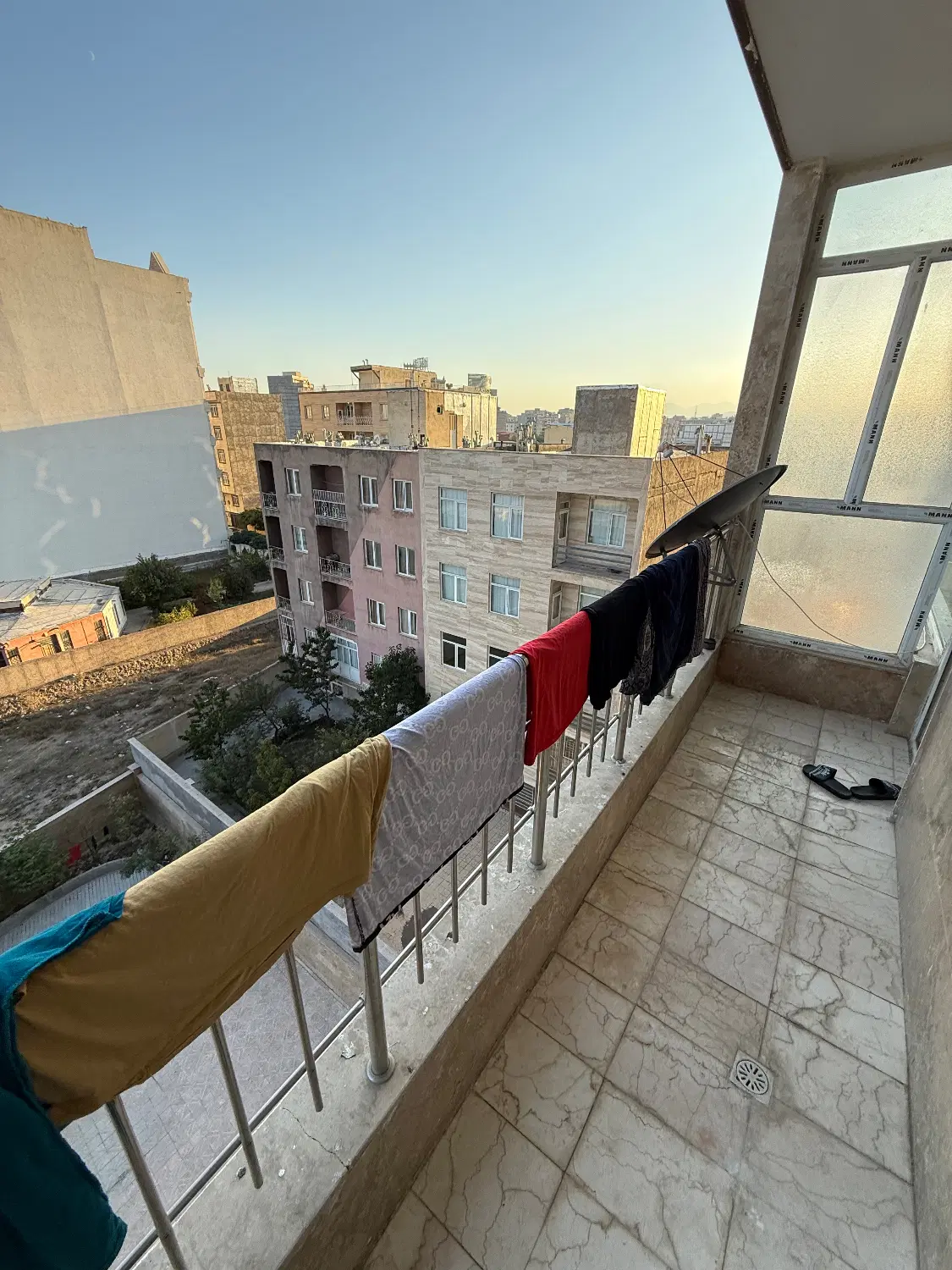 فروش آپارتمان ۱۱۰ متری کلیدنخورده دوخواب مستر