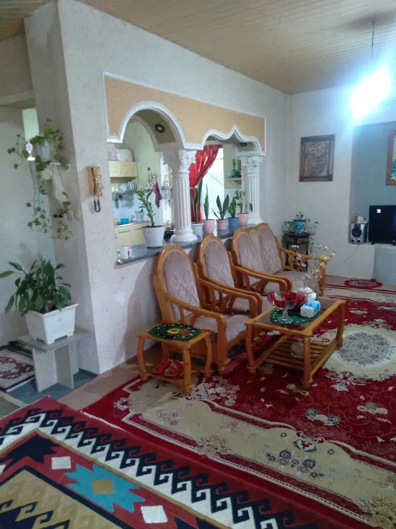 فروش ۱۰۰۰متر زمین و خانه دو طبقه قابل سکونت