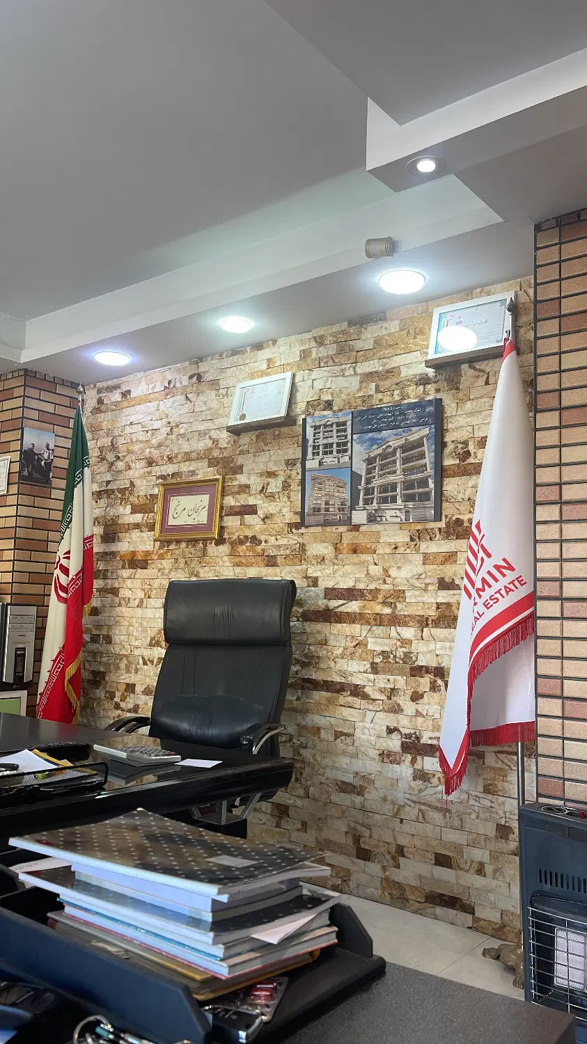 ویلایی ۲ کله در غربی ها