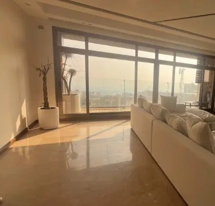 زعفرانیه ۱۷۰متر بدون دیوارمشترک دسترسی  به اصلی
