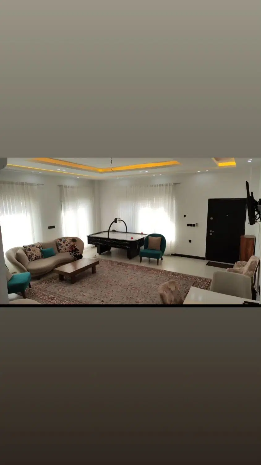 ویلا شبانه و سالانه