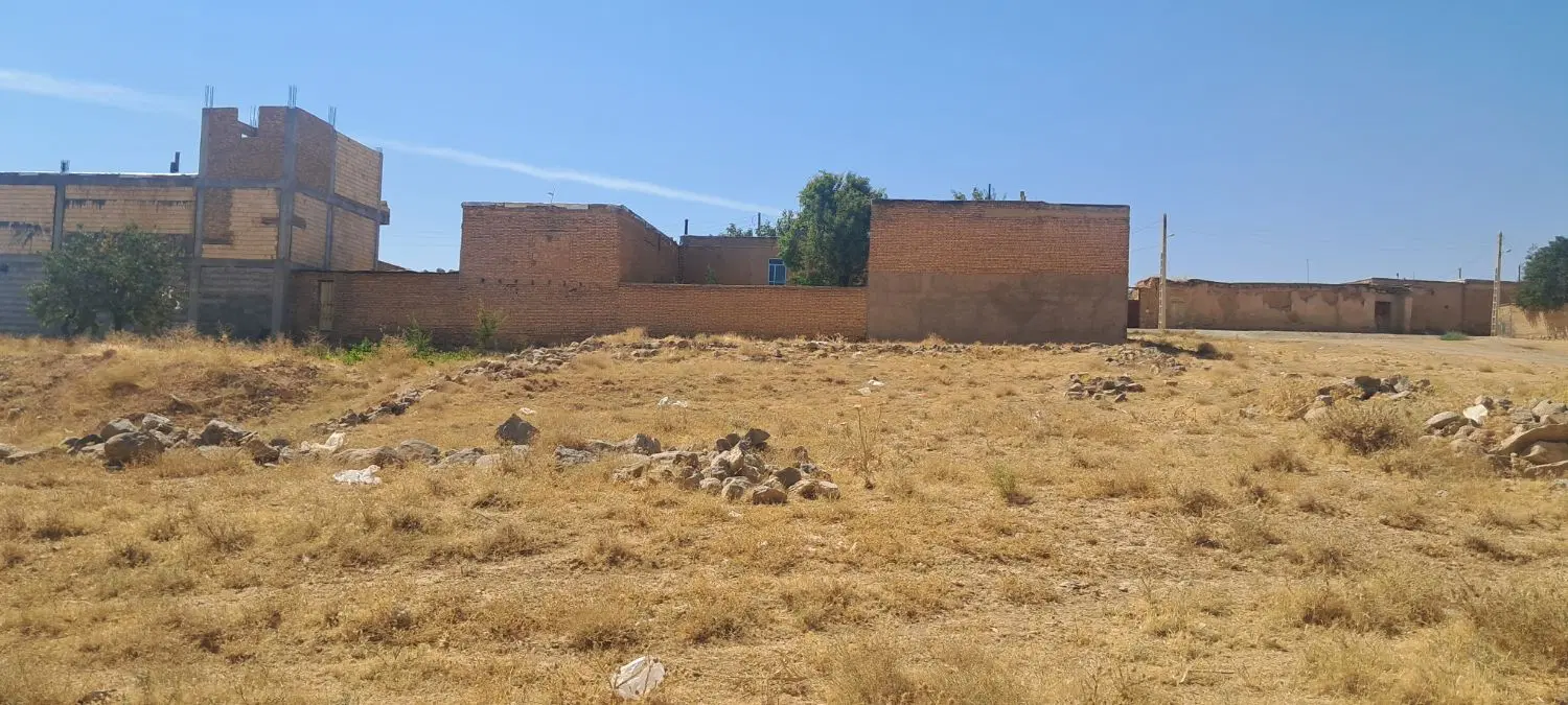 زمین فروشی در بالای روستای پیربلوط