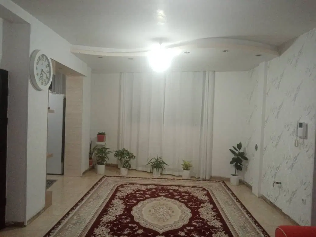 فروش آپارتمان سر سه نبش شهرک لاله