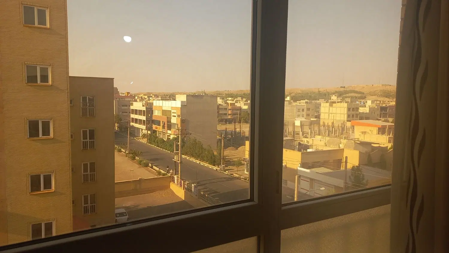 واحد ۹۵ متری ۳ خواب بسیار خوش نقشه