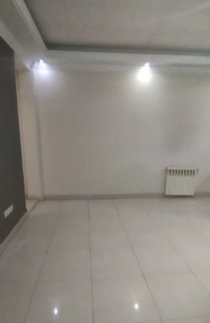 آپارتمان کاملا خلوت با همسایگان خوب