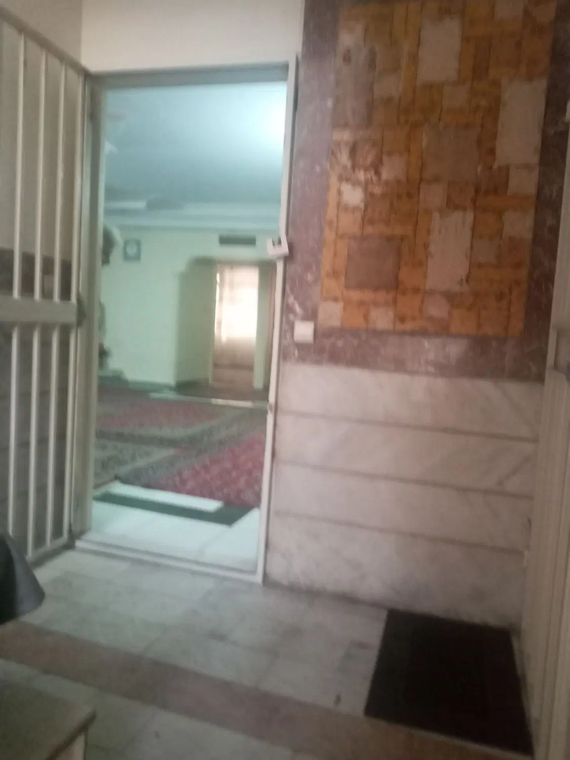 اپارتمان ۱۰۰ متری